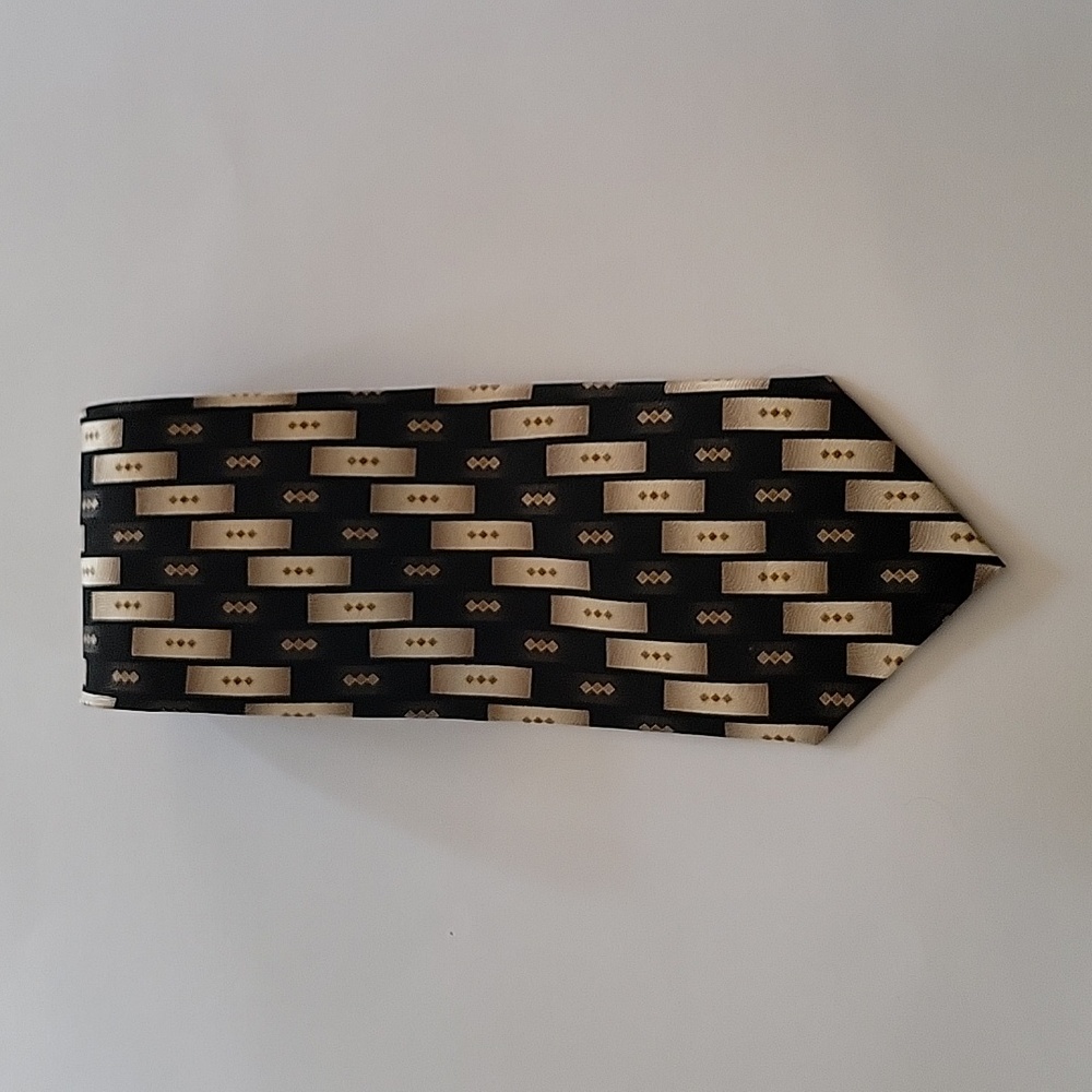 Bergamo New York Tie Hand Made Silk Black Cream Necktie Men's